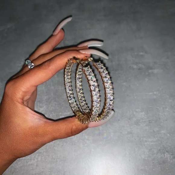 Anthropologie - Emerald Cut Hoops Double Inlay Eternity Earrings - Picture 16 of 16